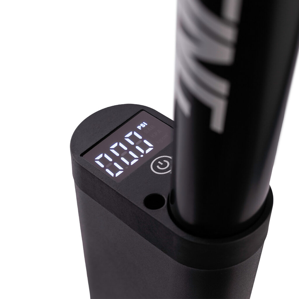 Titan Racing AirTank Pump