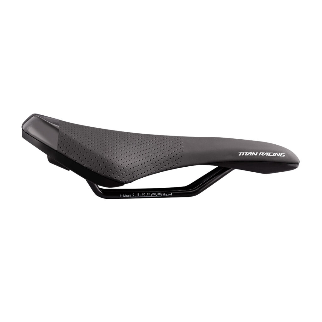 titan racing saddle